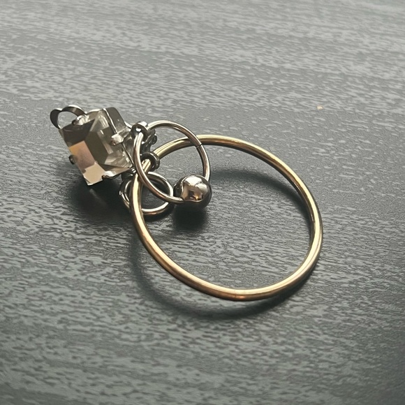 Justine Clenquet Yoko Clip-on Earring - Picture 4 of 6